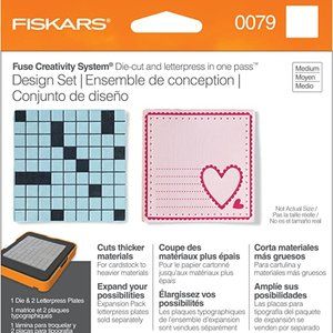 Fiskars Square Design Set, Simple Pattern, Medium - Heart and Crossword